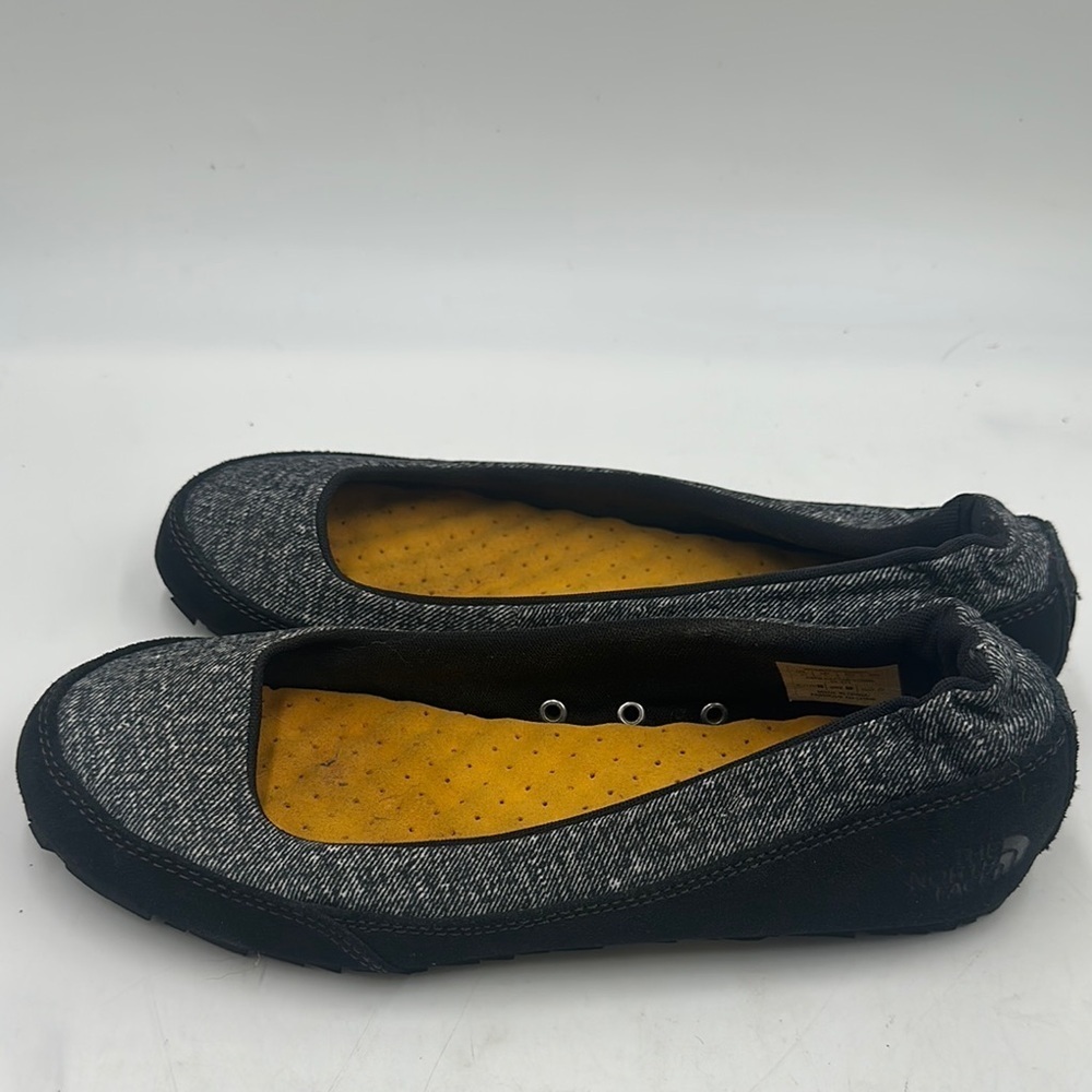 The NORTH FACE Base Camp Womens Black grey Aqua Textile/Suede Ballet Flat SZ 8